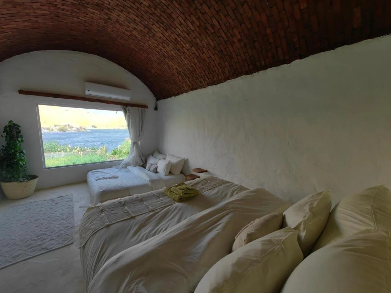 King Suite with Spa Bath – Nile View – Nubian Guesthouse, Aswan — Private room in guesthouse in Nubian village on the West Bank of the Nile, Aswan, Egypt — photo 6