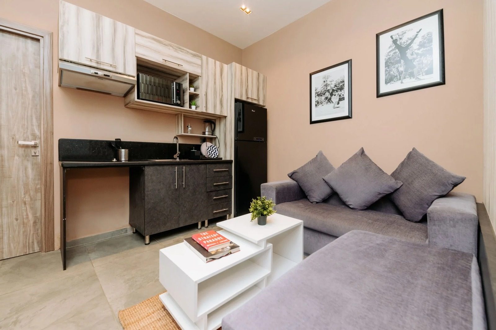 Bright Compact Studio – Zamalek — Studio in Central Zamalek, Cairo — close to 26th of July St, Egypt — photo 5
