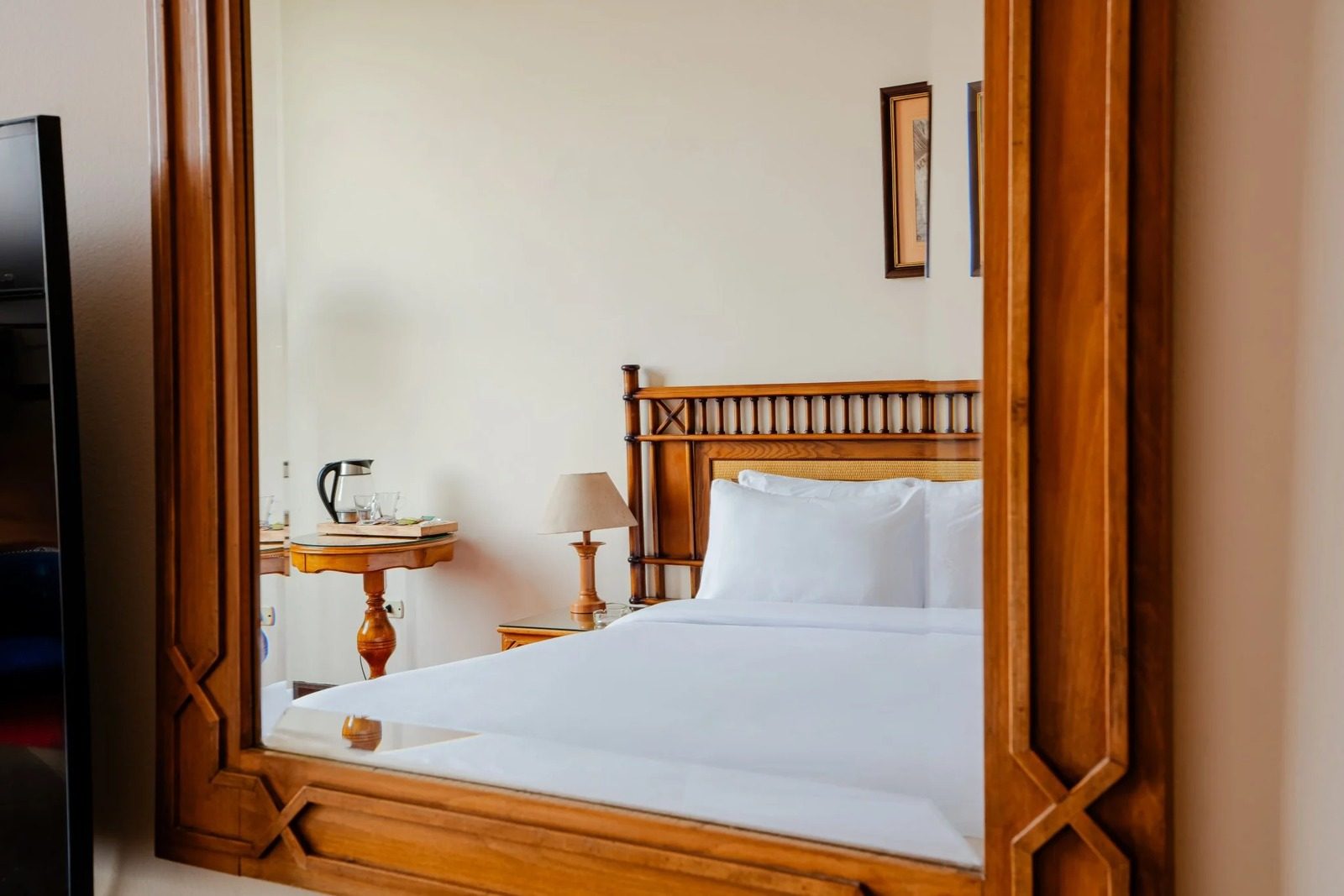 Standard King Room – Nile View – Nile-side Hotel, Zamalek — Private room in a hotel in Nile side of Zamalek, Cairo, Egypt — photo 5