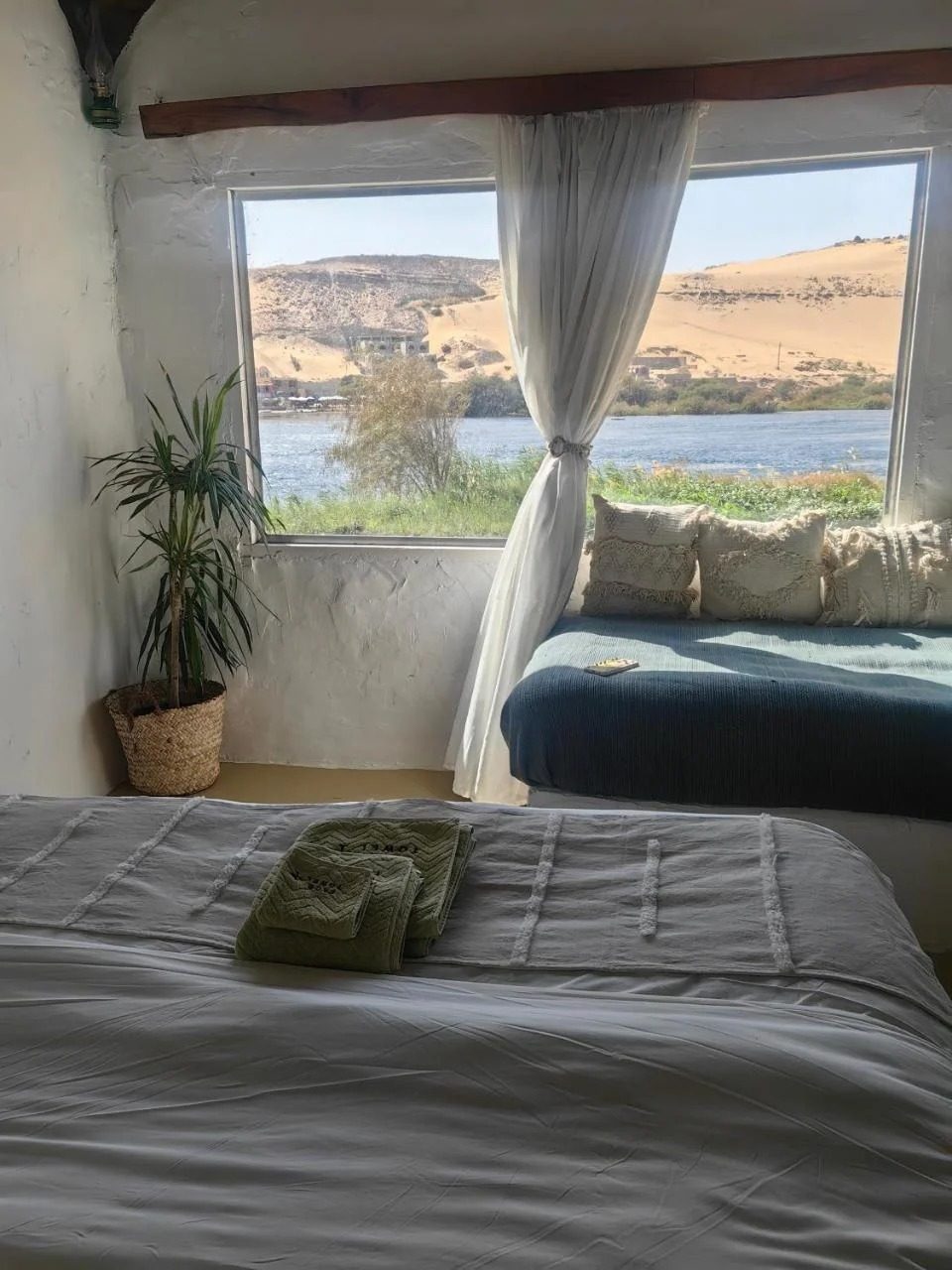 Triple Room – Nile View – Nubian Guesthouse, Aswan — Private room in guesthouse in Nubian village on the West Bank of the Nile, Aswan, Egypt — photo 5