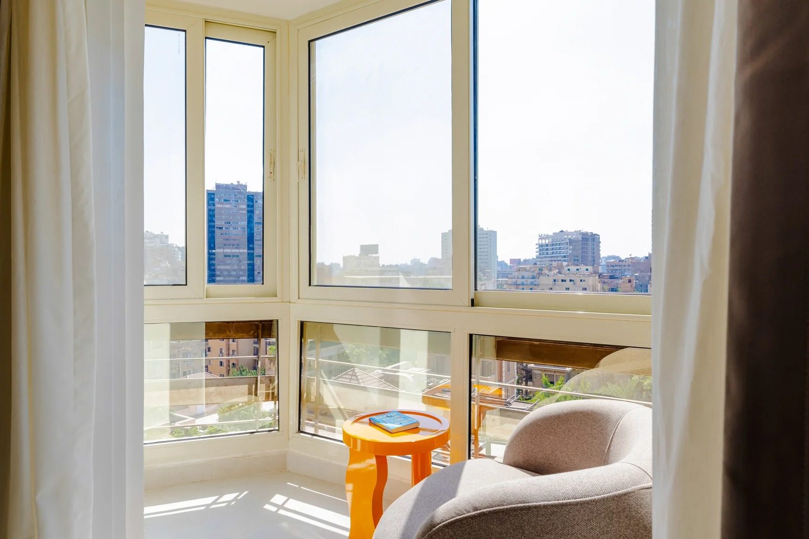 Bright 2BR Apartment – City View – Zamalek — Apartment in Central Zamalek, Cairo, Egypt — photo 8