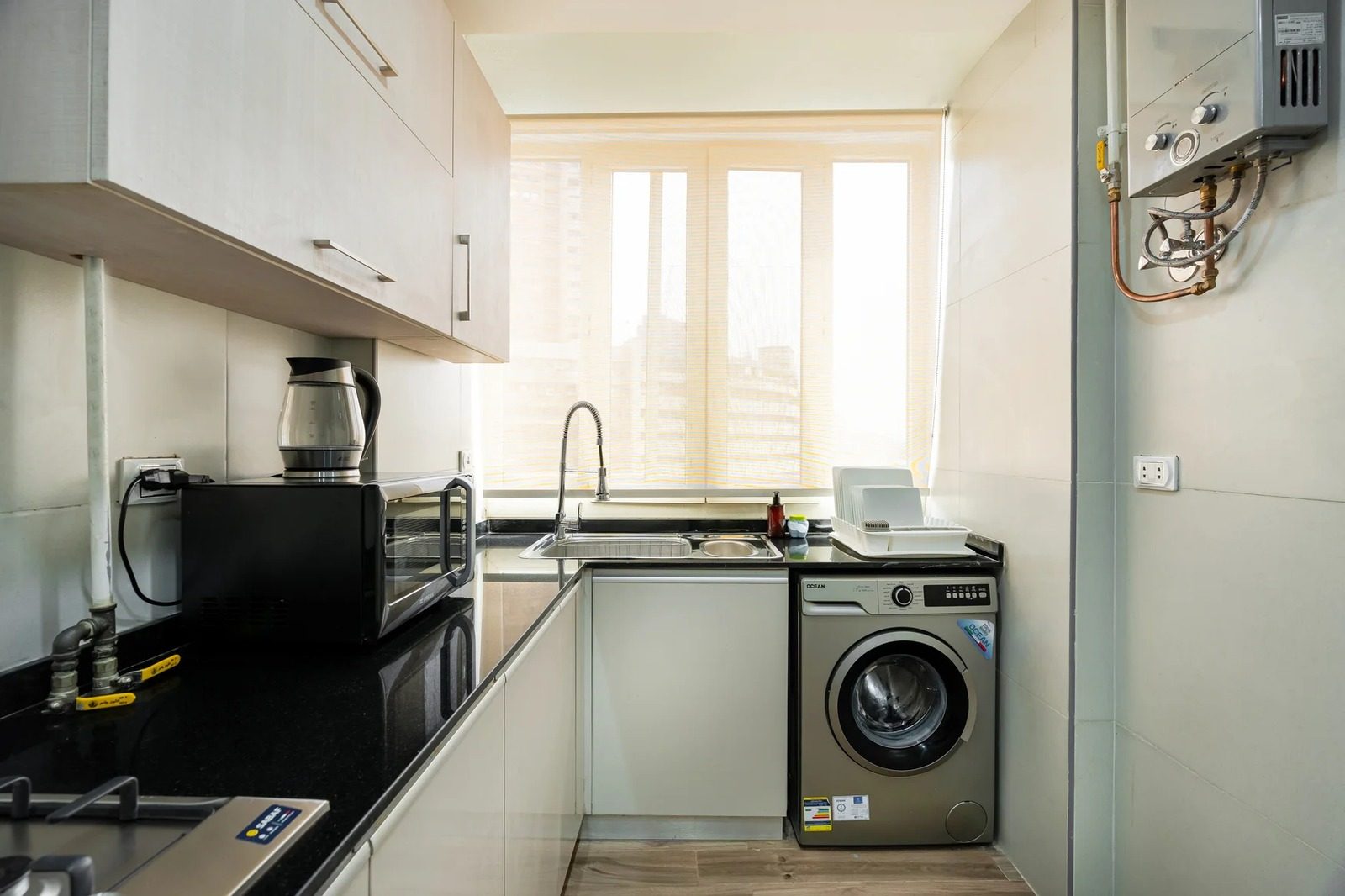 2BR Apartment – Nile View – Downtown Cairo — Apartment in Maspero, Corniche El Nil — near the Ramses Hilton, Egypt — photo 3