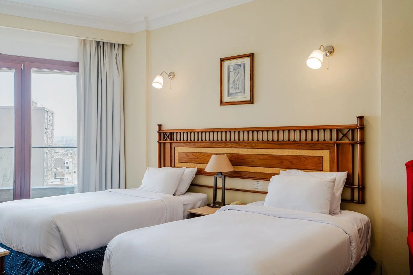 Executive Twin Room with Balcony – City View – Nile-side Hotel, Zamalek — Private room in a hotel in Nile side of Zamalek, Cairo, Egypt — photo 4