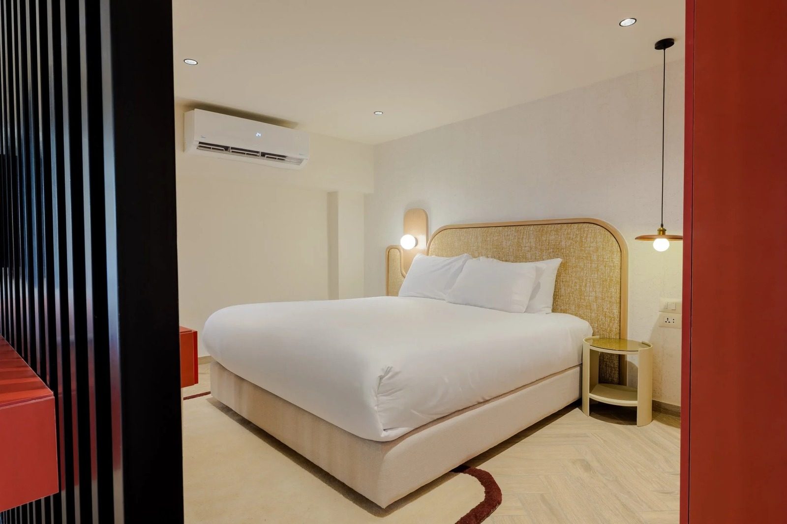 Deluxe 1BR Suite – Giza — Apartment in Near Orman Botanical Garden & Giza Zoo, off Nile St, Giza, Egypt — photo 5