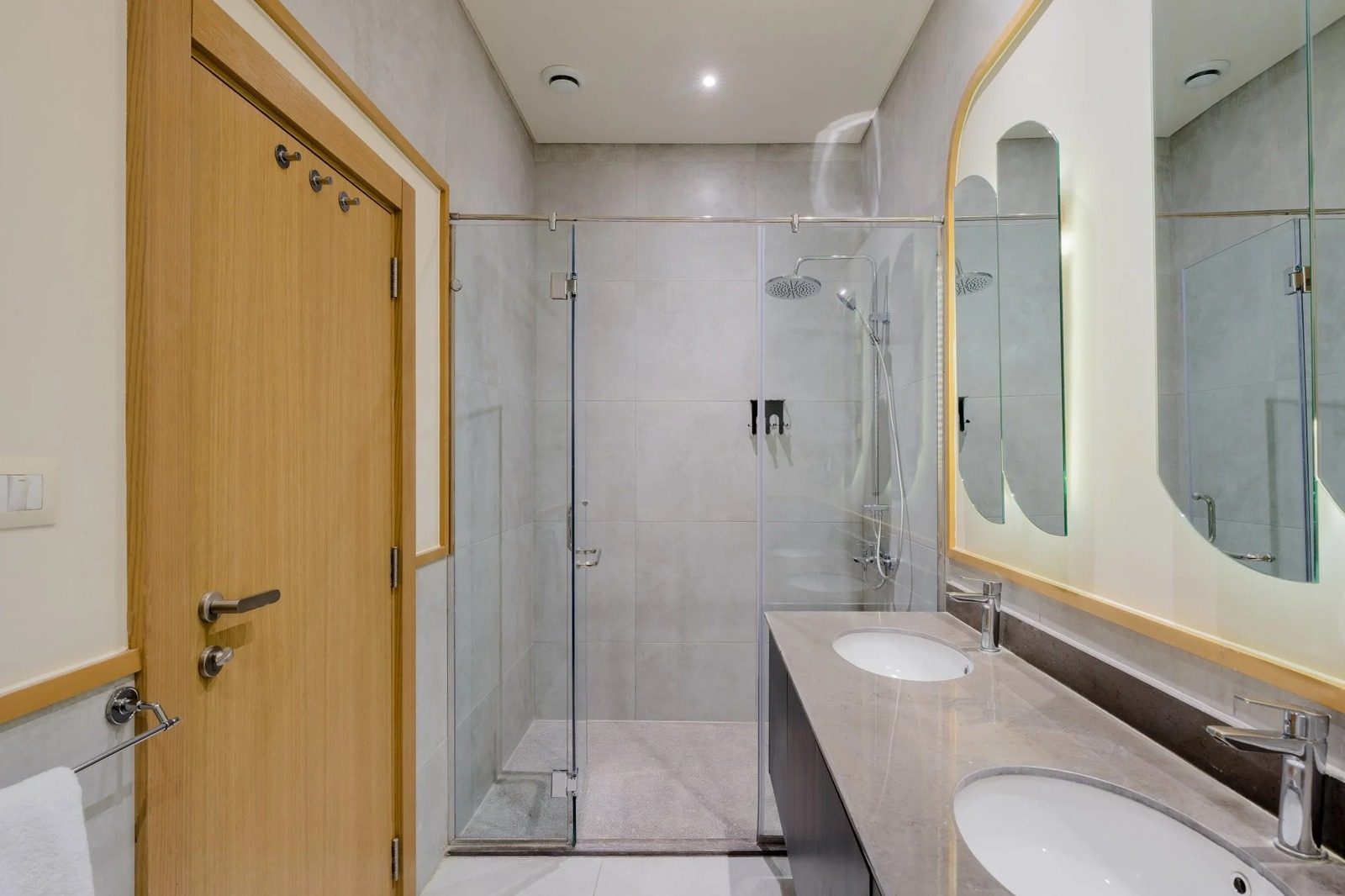 Deluxe 1BR Suite – Giza — Apartment in Near Orman Botanical Garden & Giza Zoo, off Nile St, Giza, Egypt — photo 8