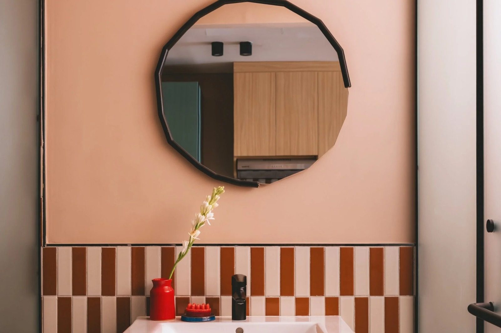 Modern Studio – Downtown Cairo — Studio in Downtown Cairo, near Adly St and Talaat Harb Square, Egypt — photo 5