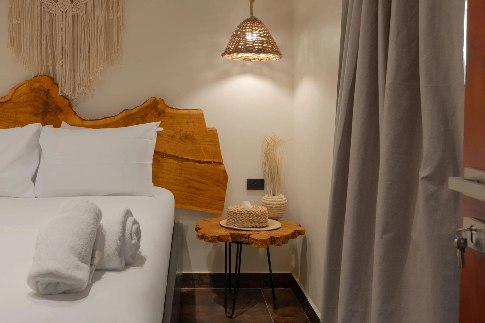 Modern Deluxe Studio with Balcony – Zamalek — Studio in Zamalek, Cairo, Egypt — photo 2