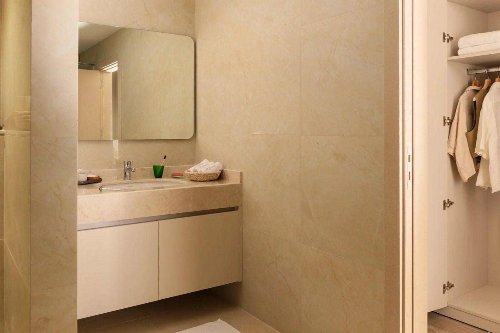 High-Floor 3BR Apartment – Zamalek — Apartment in Central Zamalek, Cairo — close to 26th of July St, Egypt — photo 11