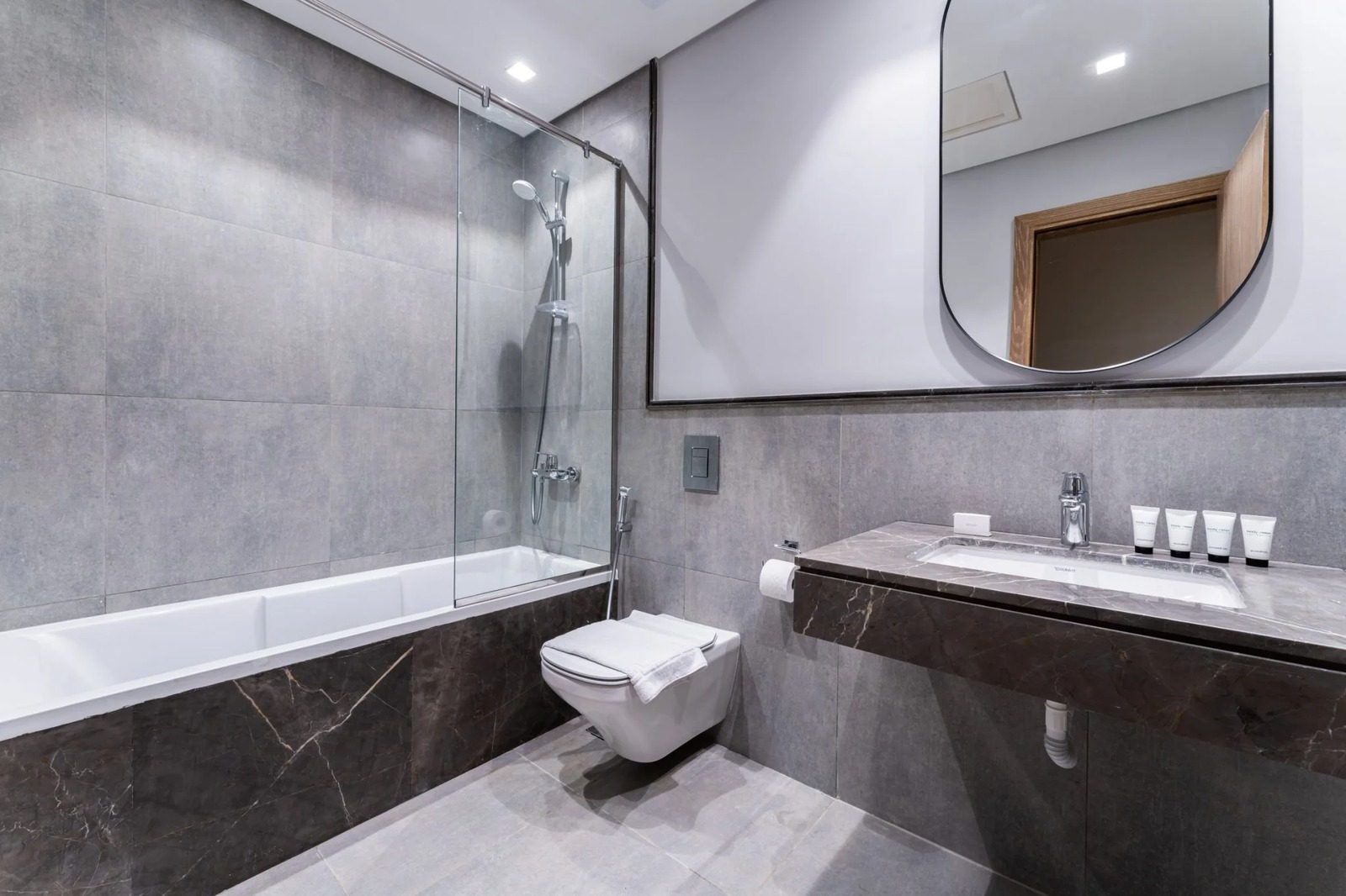 Classic 2BR Apartment with Kitchen – Aeon Towers, Sheikh Zayed — Apartment in Aeon Towers, Sheikh Zayed City, Egypt — photo 7