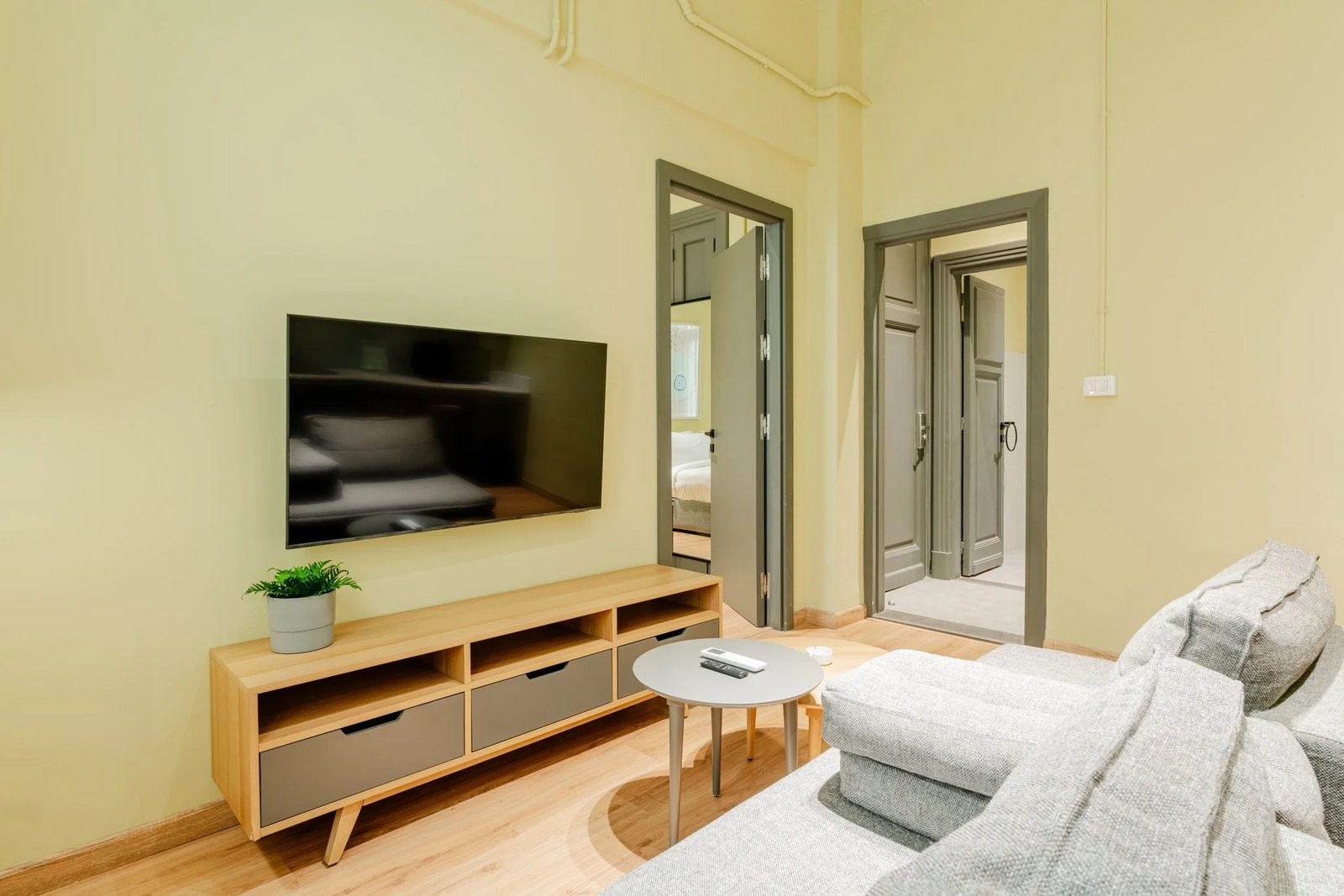 Modern 2BR Apartment – City View – Alexandria — Apartment in Nabi Daniel St, central Alexandria — near Raml Station and the Corniche, Egypt — photo 2