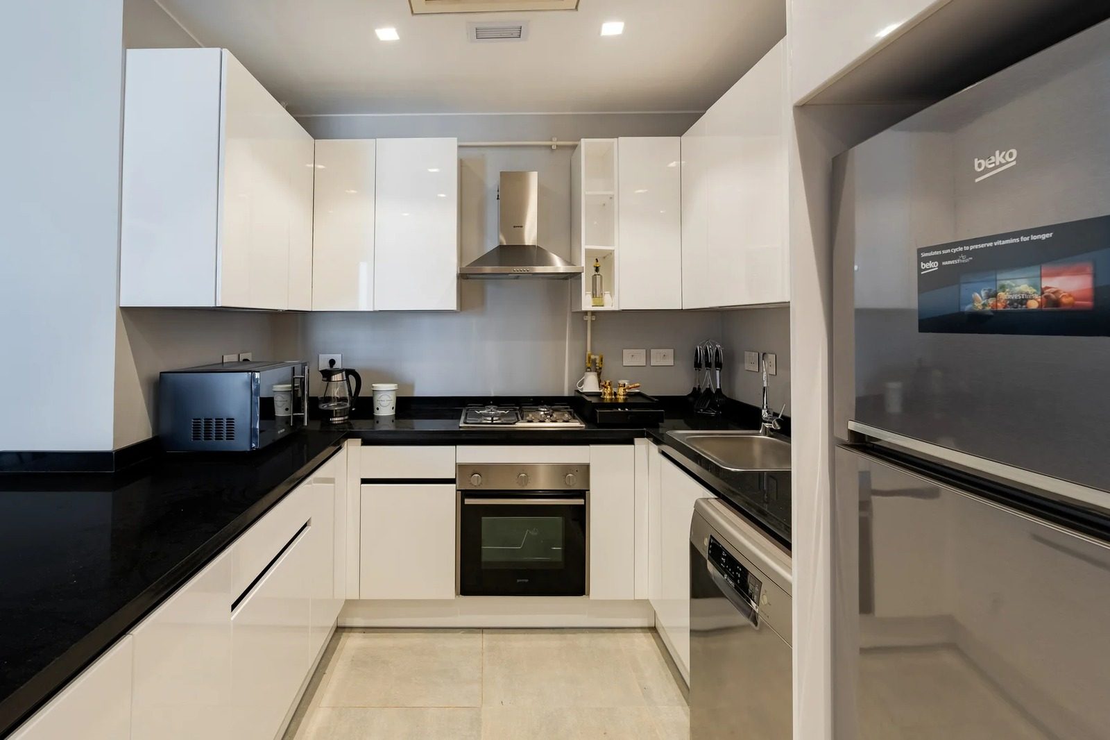 Stylish 2BR Apartment with Kitchen – Aeon Towers, Sheikh Zayed — Apartment in Aeon Towers, Sheikh Zayed City, Egypt — photo 3