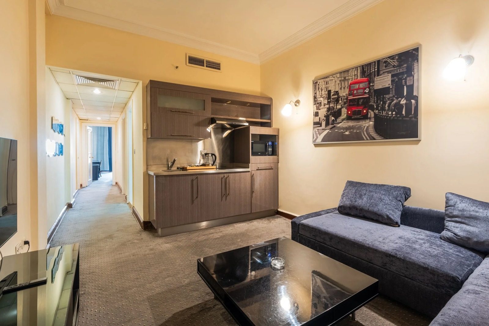 2BR Suite – Nile View – Nile-side Hotel, Zamalek — Hotel serviced apartment in Nile side of Zamalek, Cairo, Egypt — photo 2