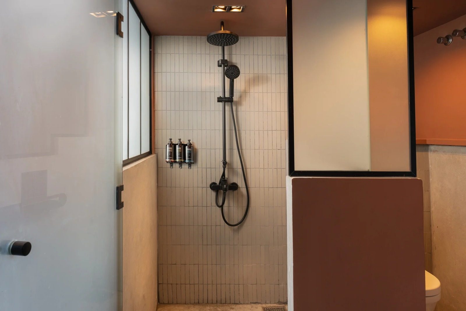 Loft Studio – Sea View – Alexandria — Studio in Central Alexandria Corniche, near Raml Station and Saad Zaghloul Square, Egypt — photo 7