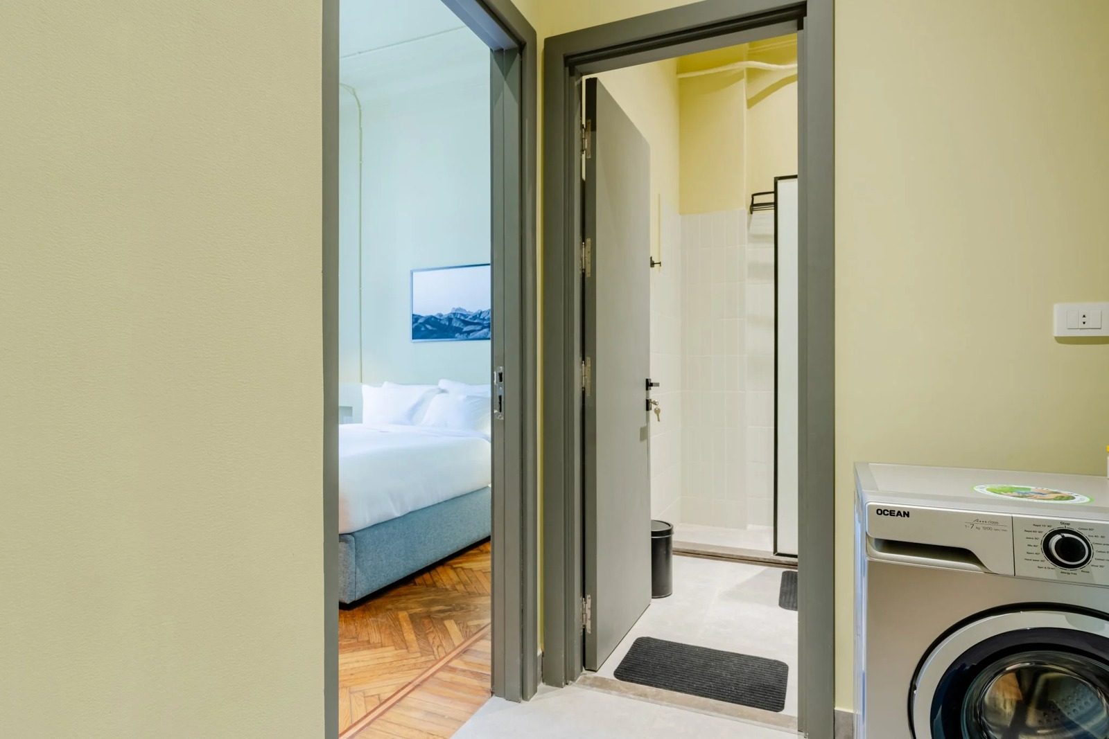 Bright 2BR Apartment – City View – Alexandria — Apartment in Nabi Daniel St, central Alexandria — near Raml Station and the Corniche, Egypt — photo 8