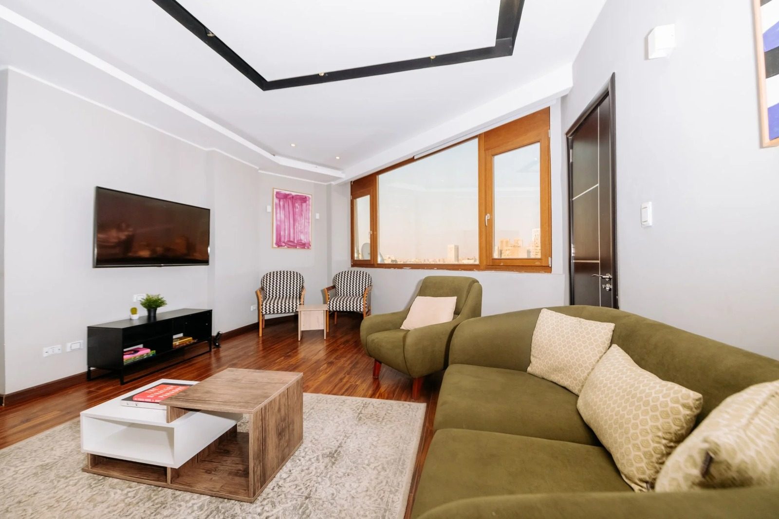 Elegant 1BR Apartment – City View – Zamalek — Apartment in Nile side of Zamalek, Cairo, Egypt — photo 2