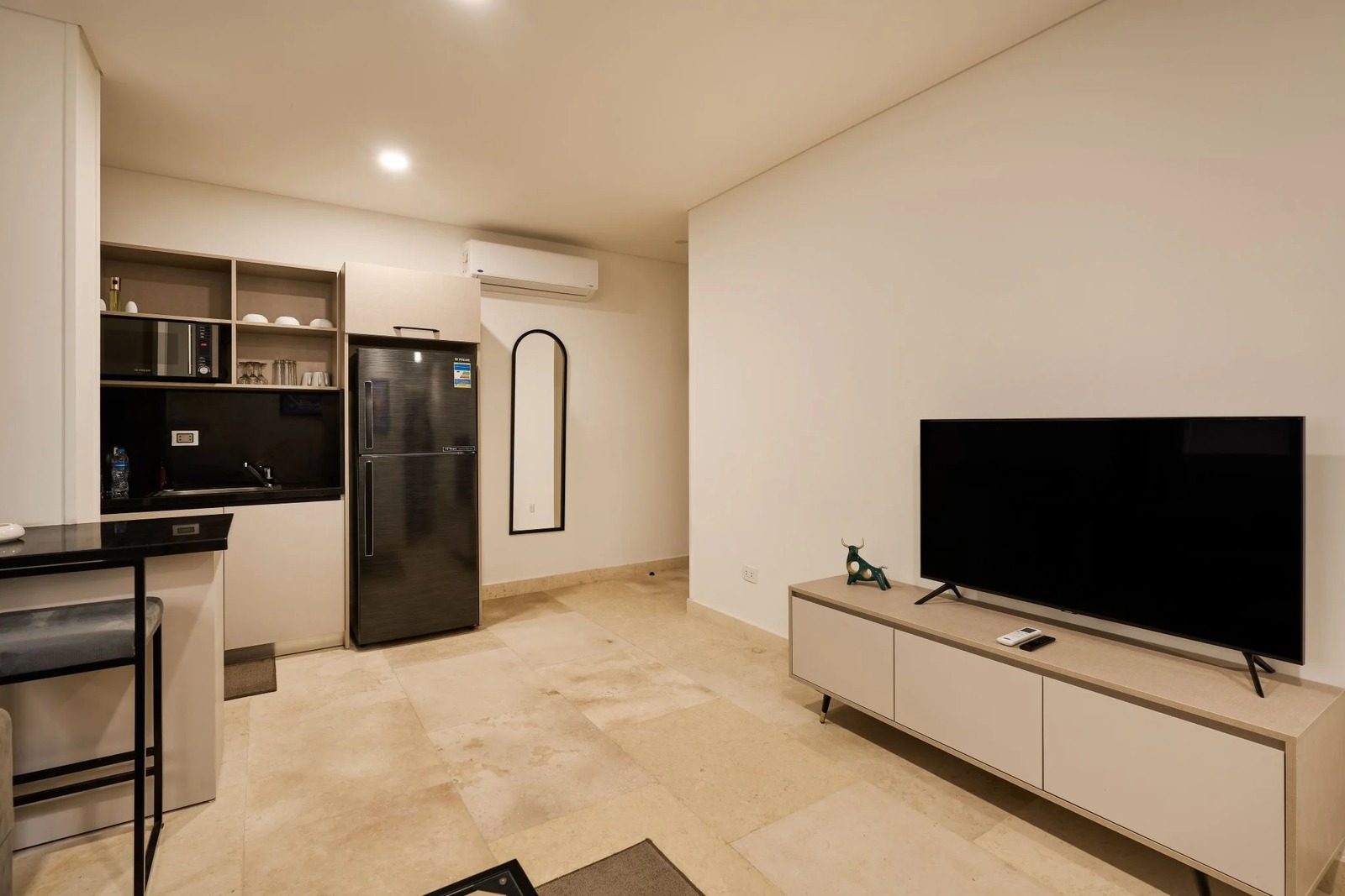 1BR Apartment – New Cairo — Apartment in Fifth Settlement, New Cairo — near 90th Street, Egypt — photo 4