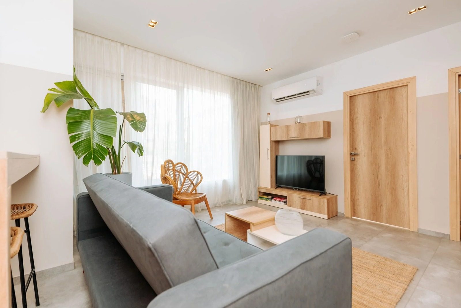 Serene 2BR Apartment – City View – Zamalek — Apartment in Central Zamalek, Cairo — close to 26th of July St, Egypt — photo 3