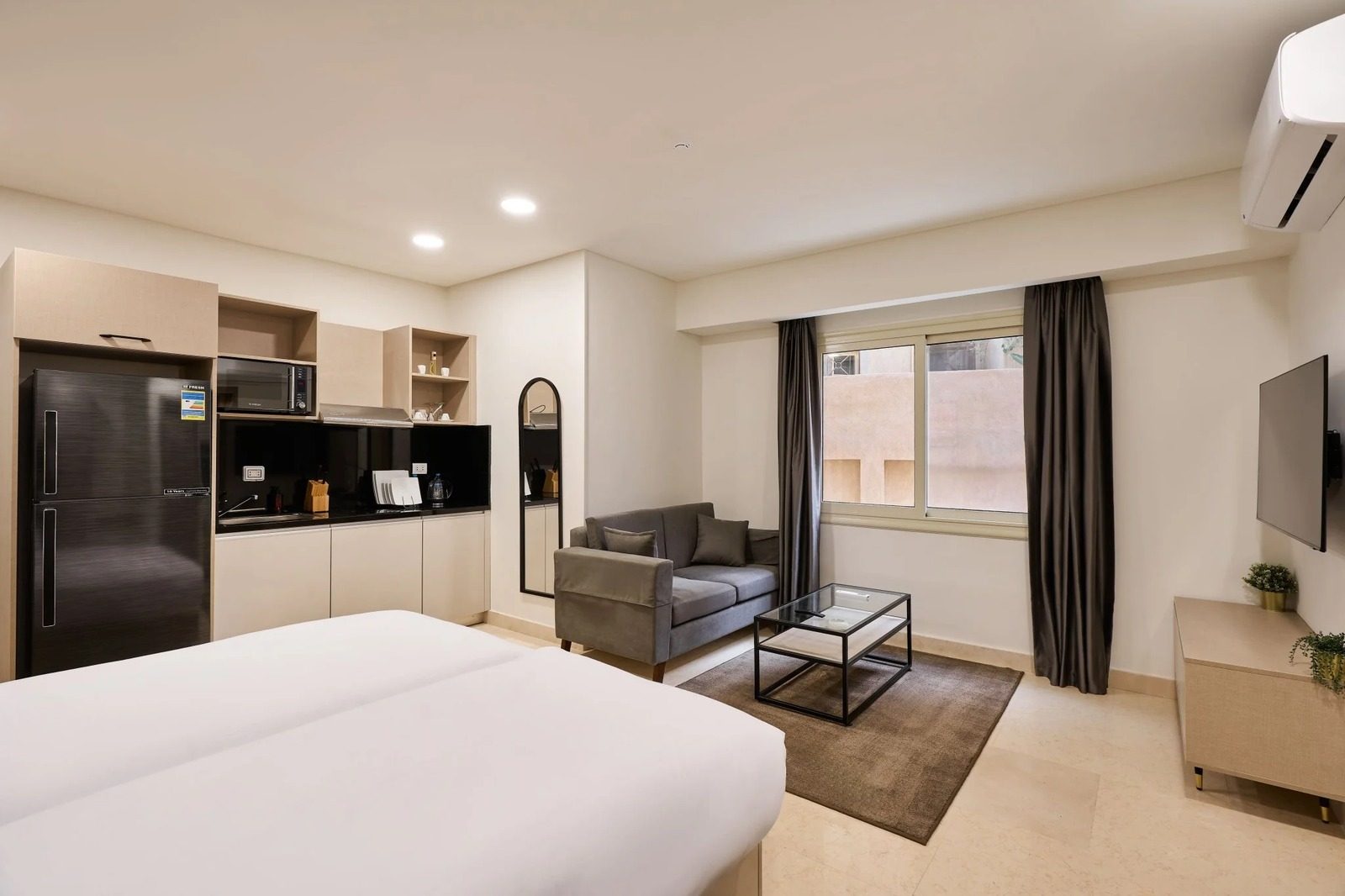 Superior Studio with Sofa – New Cairo — Studio in Fifth Settlement, New Cairo — near 90th Street, Egypt — photo 4