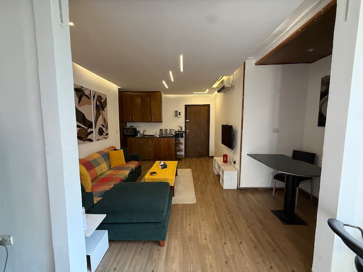 Beautiful Apartment in Quiet Zamalek Sunny Cozy — Apartment in Cairo, Egypt, Egypt — photo 9