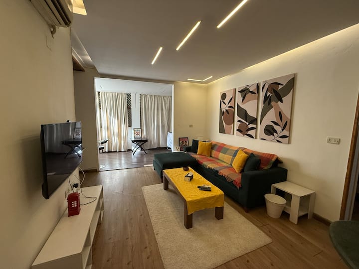 Beautiful Apartment in Quiet Zamalek Sunny Cozy — Apartment in Cairo, Egypt, Egypt — photo 11
