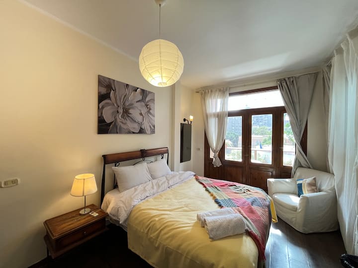 Luxury Colorful Zamalek Apartment w Amazing View — Apartment in Cairo, Egypt, Egypt — photo 33