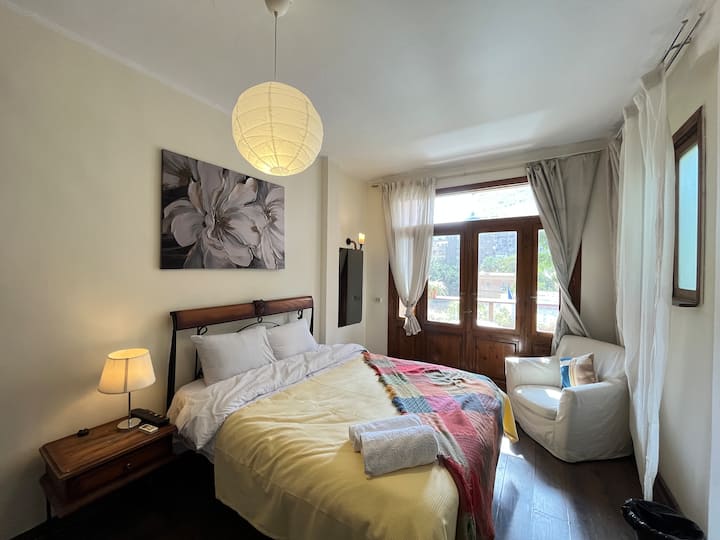 Luxury Colorful Zamalek Apartment w Amazing View — Apartment in Cairo, Egypt, Egypt — photo 34
