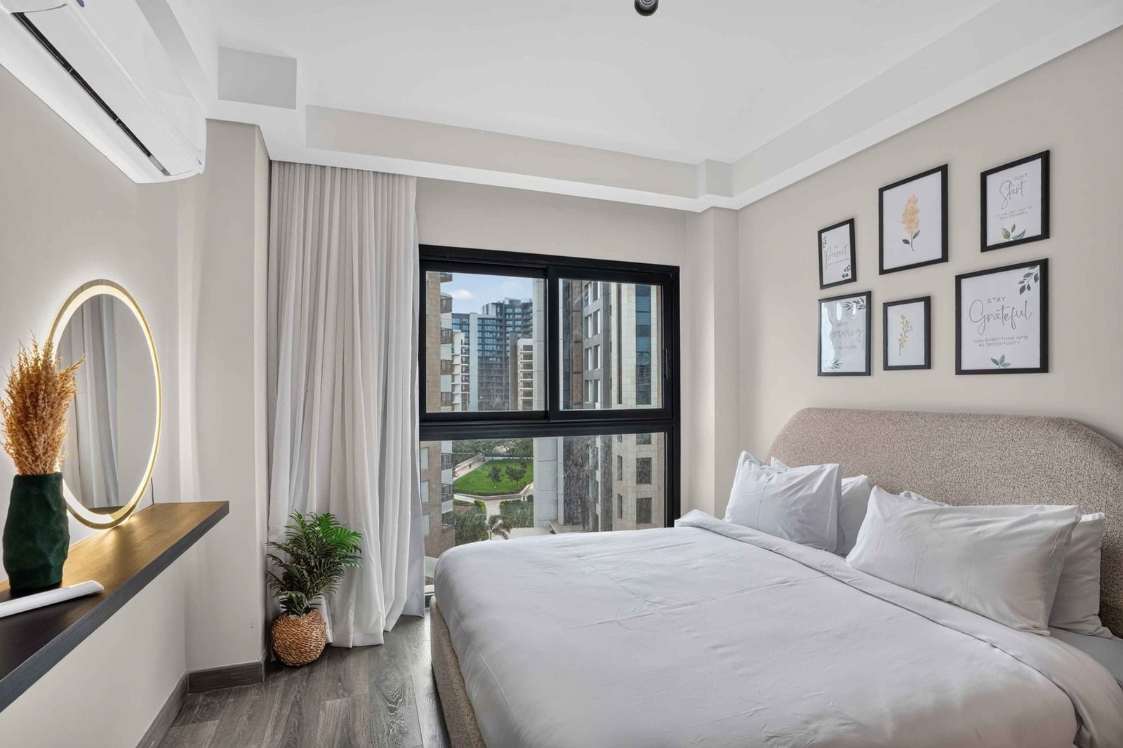 2BR Apartment – Park View – ZED Towers — Apartment in ZED Towers, Sheikh Zayed, Egypt — photo 9