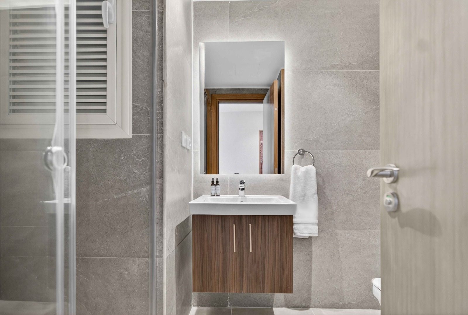 Welcoming Studio – Sheikh Zayed – ZED Towers — Studio in ZED Towers, Sheikh Zayed, Egypt — photo 7