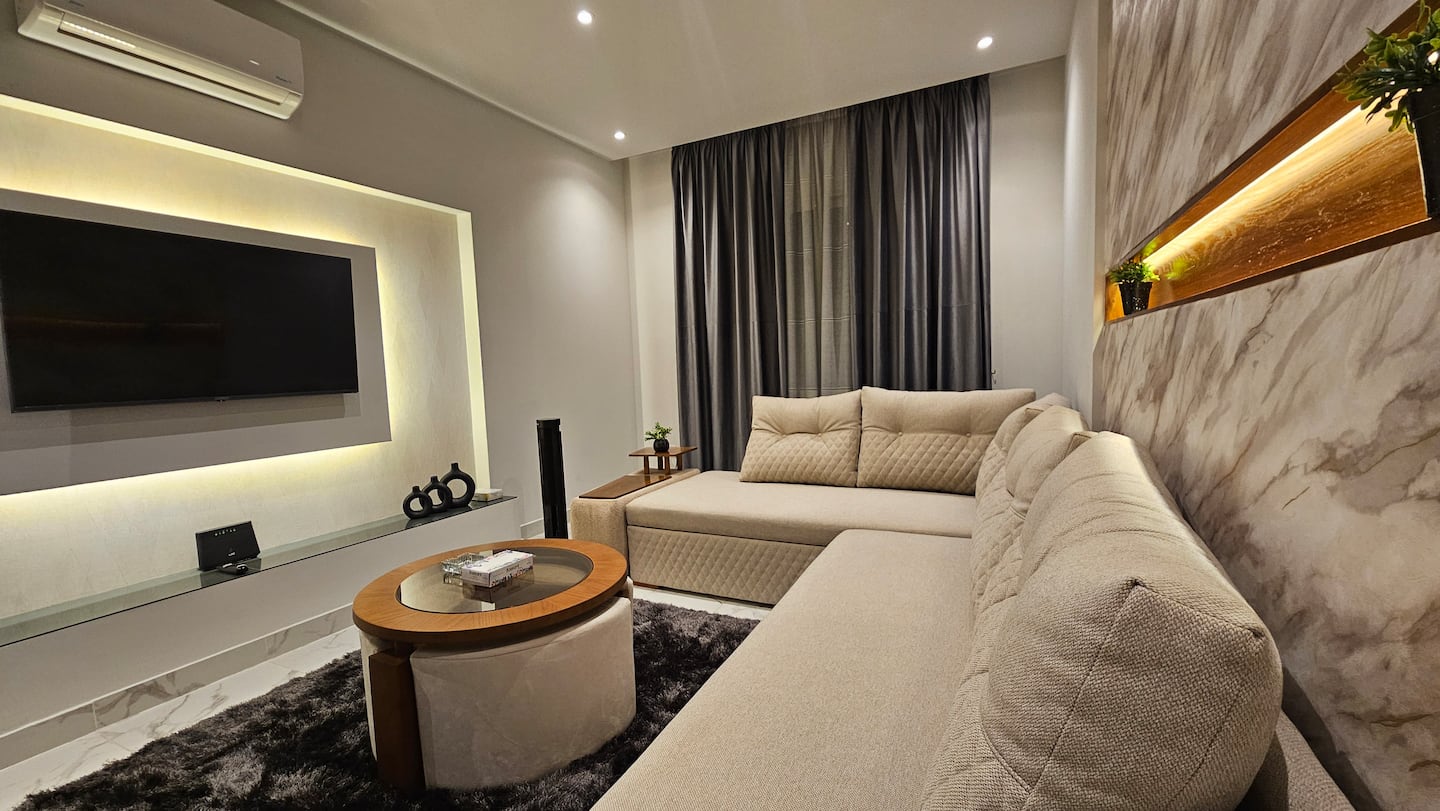 DHB STAYS | Luxury 1BR Tahrir Square | B-207 — Apartment in Downtown Cairo (Marouf), Cairo Governorate, Egypt, Egypt — photo 4