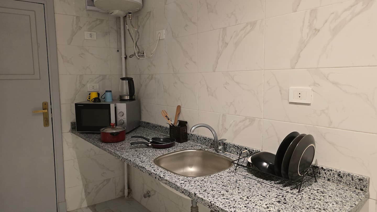 DHB STAYS | Luxury 2BR Qasr El Nil | G-304 — Apartment in Downtown Cairo (Marouf), Cairo Governorate, Egypt, Egypt — photo 5