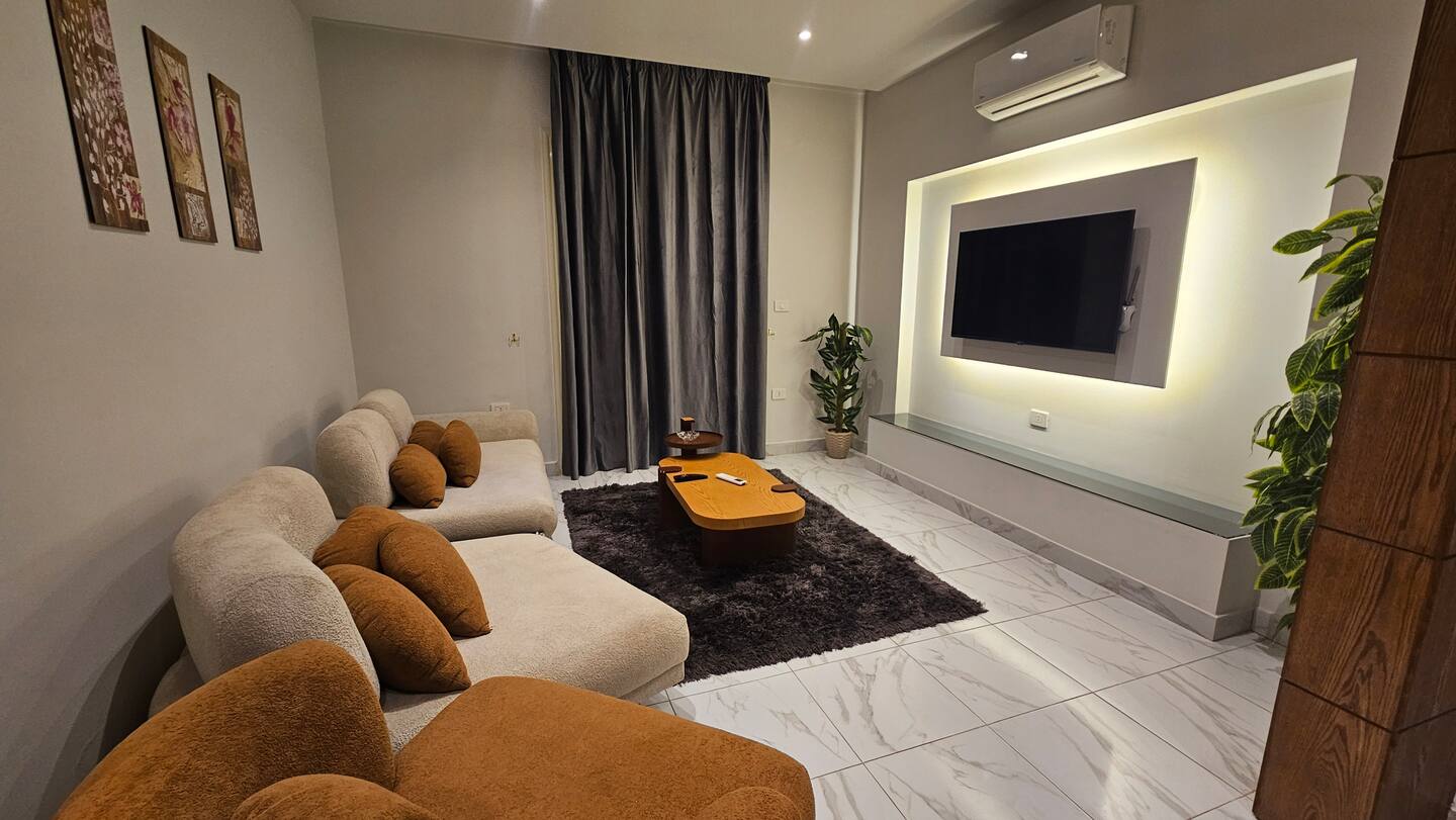 DHB STAYS | Qasr El Nil Smart 1BR | G-301 — Apartment in Downtown Cairo (Marouf), Cairo Governorate, Egypt, Egypt — photo 3