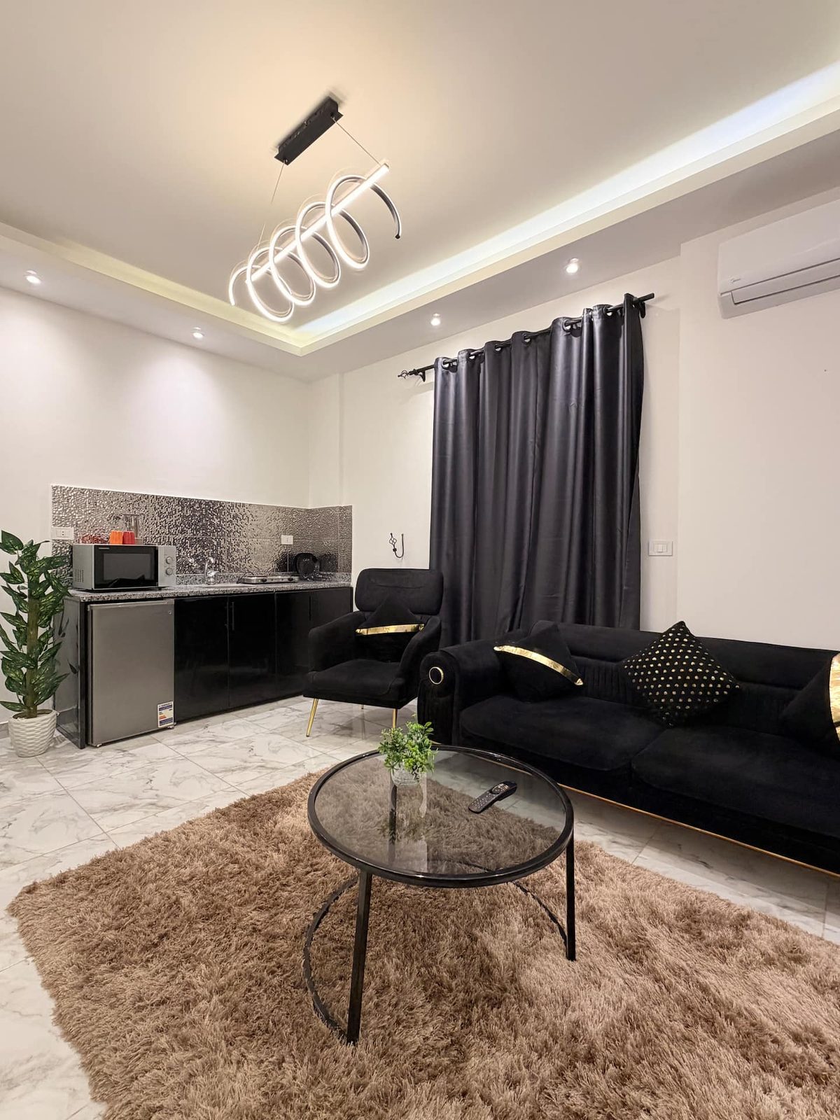 DHB STAYS | Tahrir Square City View 1BR | B-402 — Apartment in Downtown Cairo (Marouf), Cairo Governorate, Egypt, Egypt — photo 2
