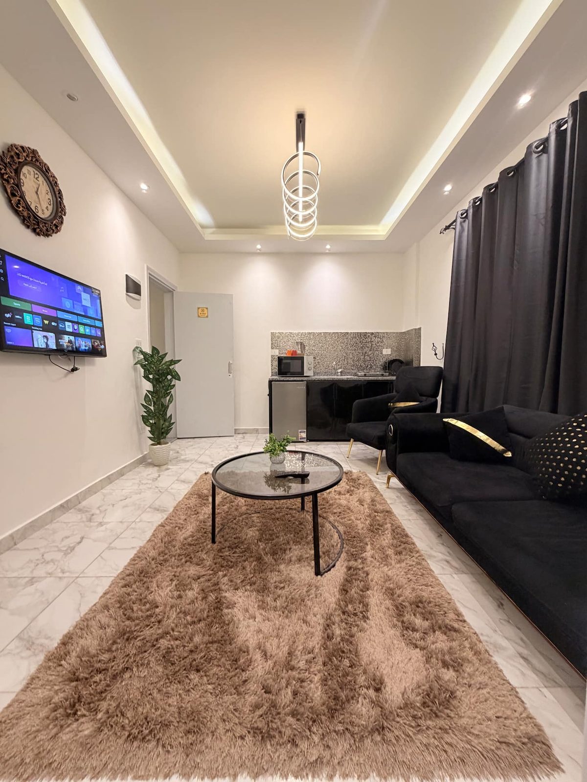 DHB STAYS | Tahrir Square City View 1BR | B-402 — Apartment in Downtown Cairo (Marouf), Cairo Governorate, Egypt, Egypt — photo 4