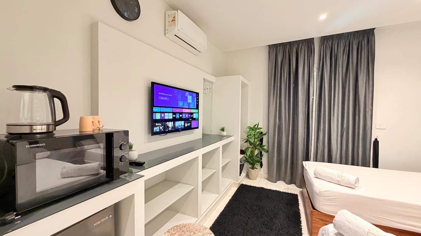 DHB STAYS | Central Cairo Studio & Wi-Fi | G-502 — Studio in Downtown Cairo (Marouf), Cairo Governorate, Egypt, Egypt — photo 15