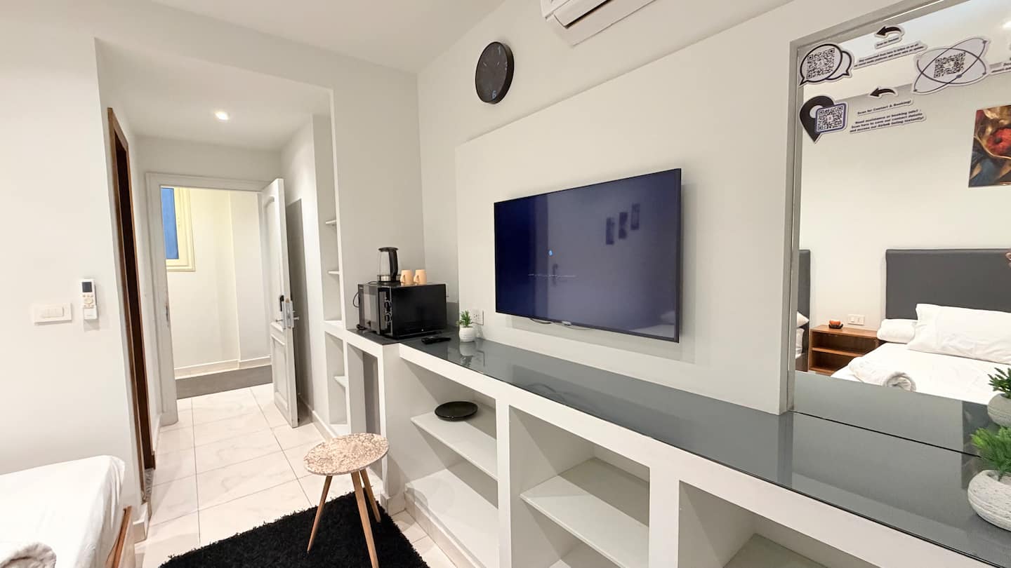 DHB STAYS | Central Cairo Studio & Wi-Fi | G-502 — Studio in Downtown Cairo (Marouf), Cairo Governorate, Egypt, Egypt — photo 18