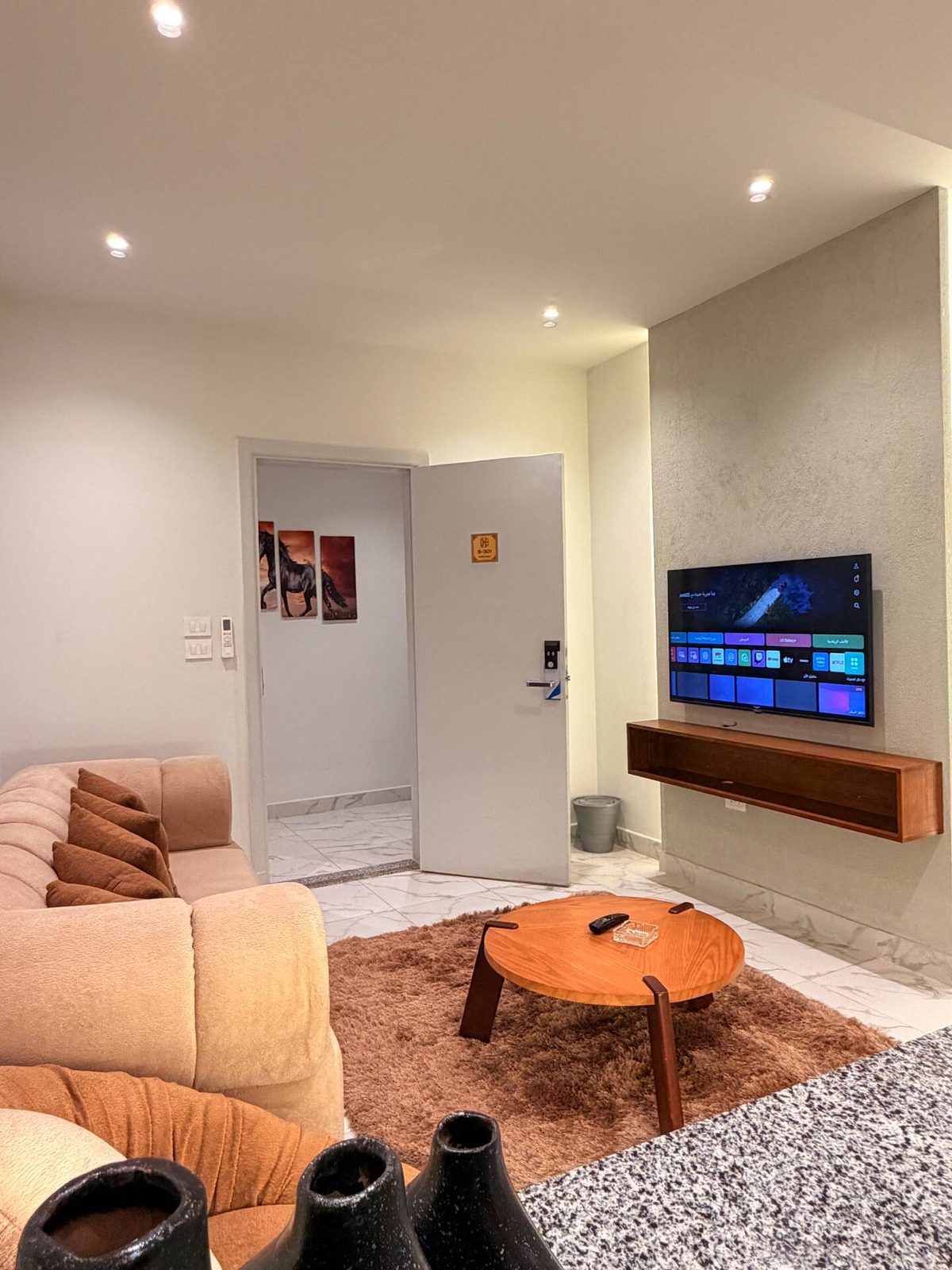 DHB STAYS | Modern 1BR Qasr El Nil | B-301 — Apartment in Downtown Cairo (Marouf), Cairo Governorate, Egypt, Egypt — photo 4