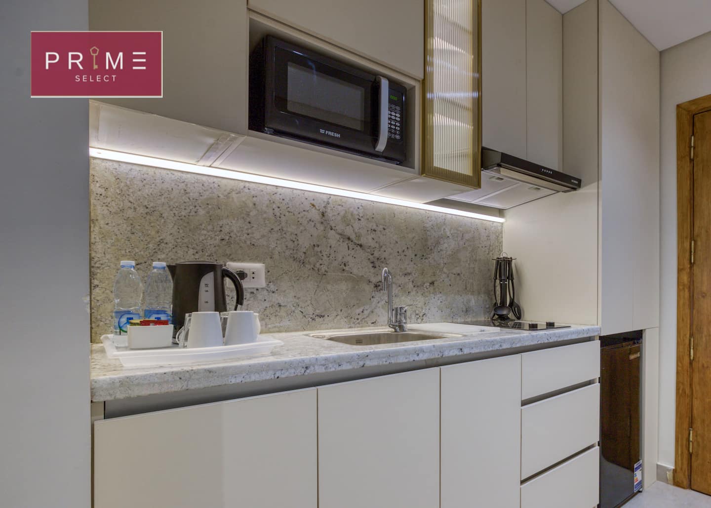 Dlx. Studio Nile View - Prime Residence Arkadia — Studio in Prime Residence Arkadia, Cairo, Egypt — photo 6