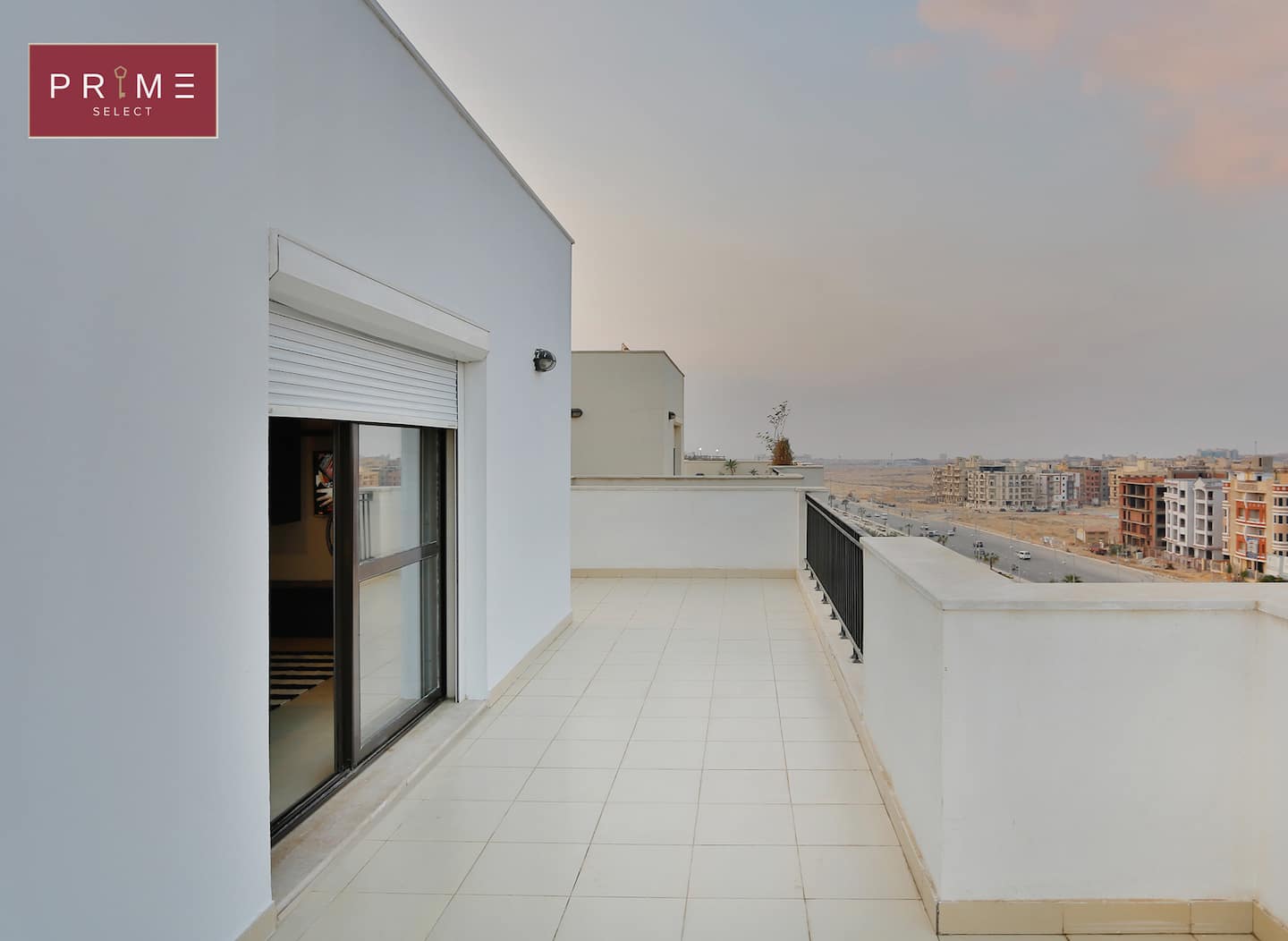 Studio with Roof - Prime Select Eastown Sodic — Studio in Prime Select Eastown Sodic, New Cairo, Egypt — photo 14
