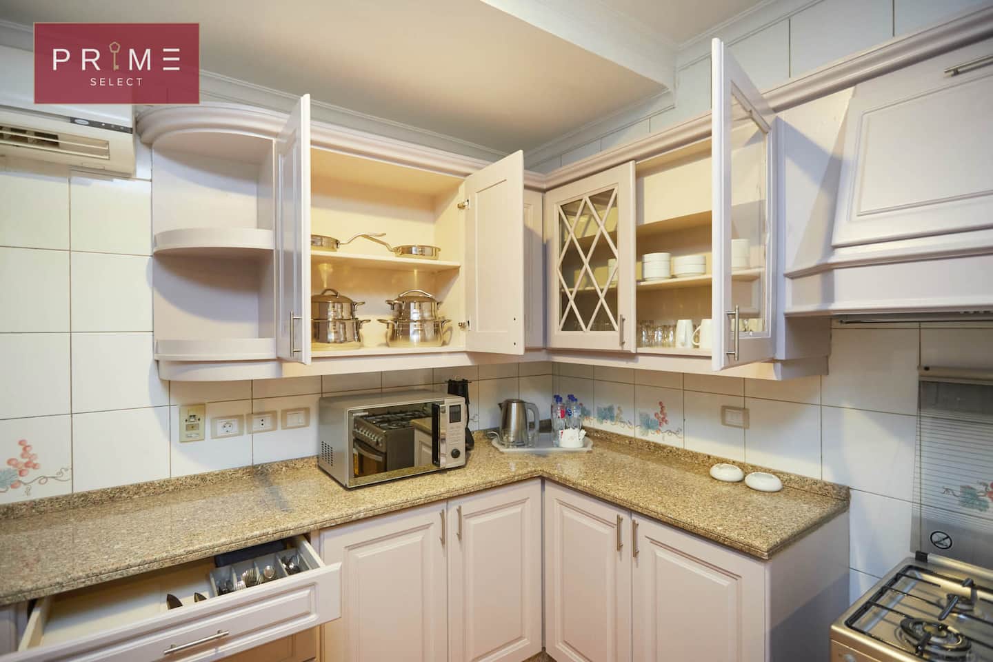 4 BDRs Apt. Nile View - Prime Residence Arkadia — Hotel serviced apartment in Prime Residence Arkadia, Cairo, Egypt — photo 13