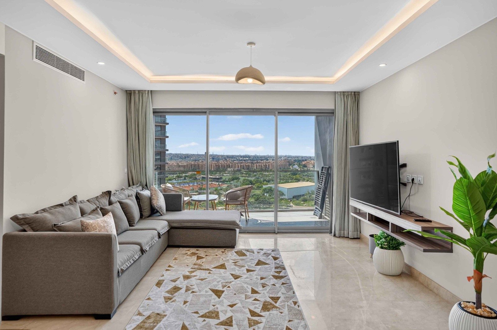 Chic 2BR Apartment – Sheikh Zayed – ZED Towers — Apartment in ZED Towers, Sheikh Zayed, Egypt — photo 2