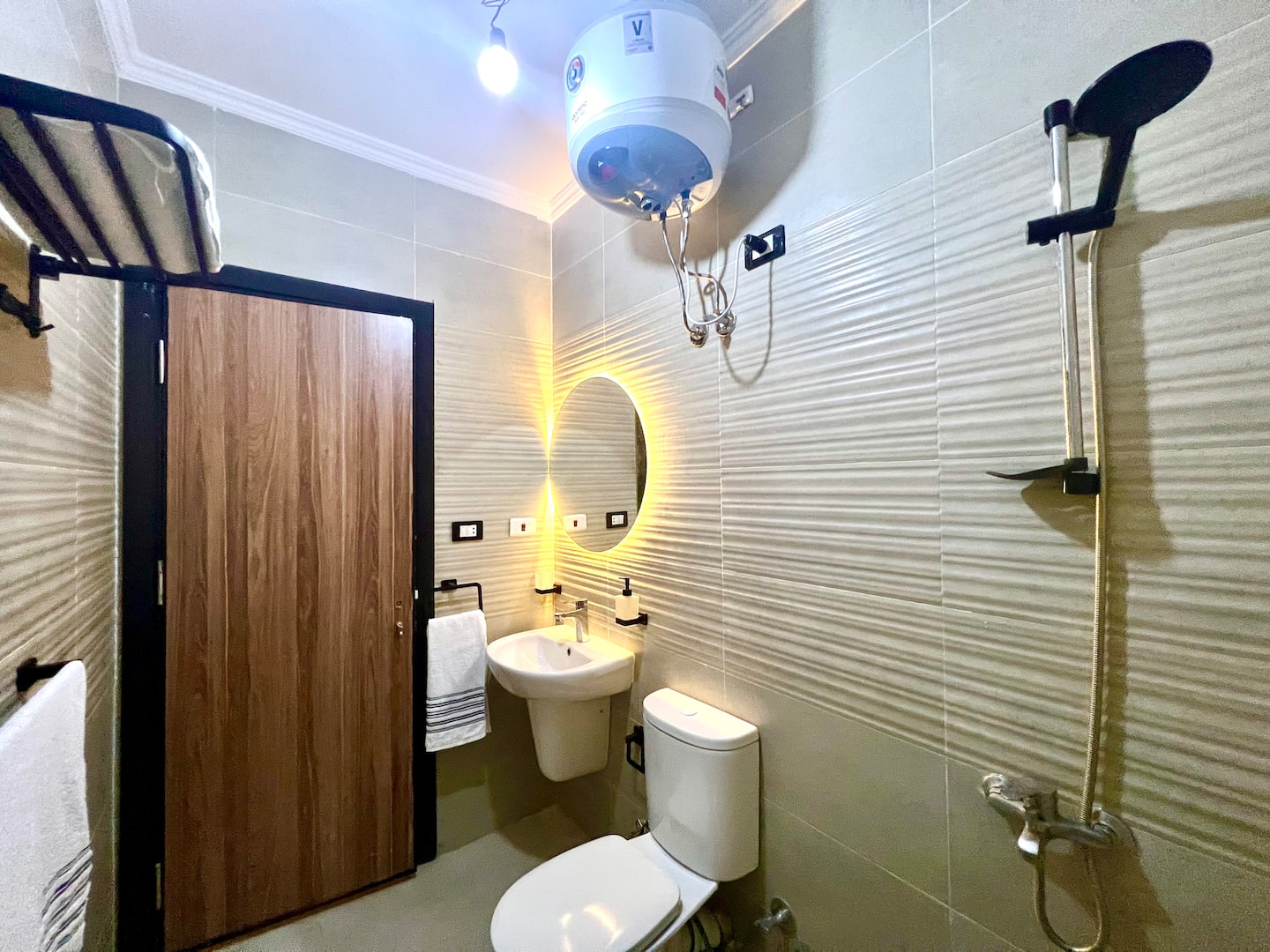 Giza Oasis Studio4 near Pyramids 5M walk — Studio in Nazlet El Batran, Giza, Egypt — photo 13