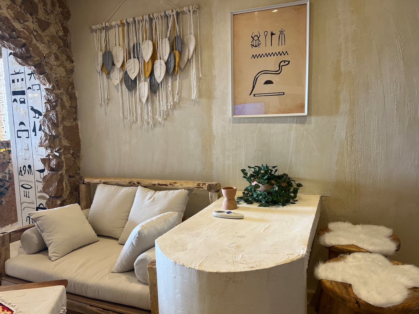 Ancient Pyramids View Retreat with Jacuzzi 806 — Studio in Nazlat as Sammān, Giza, Egypt — photo 10