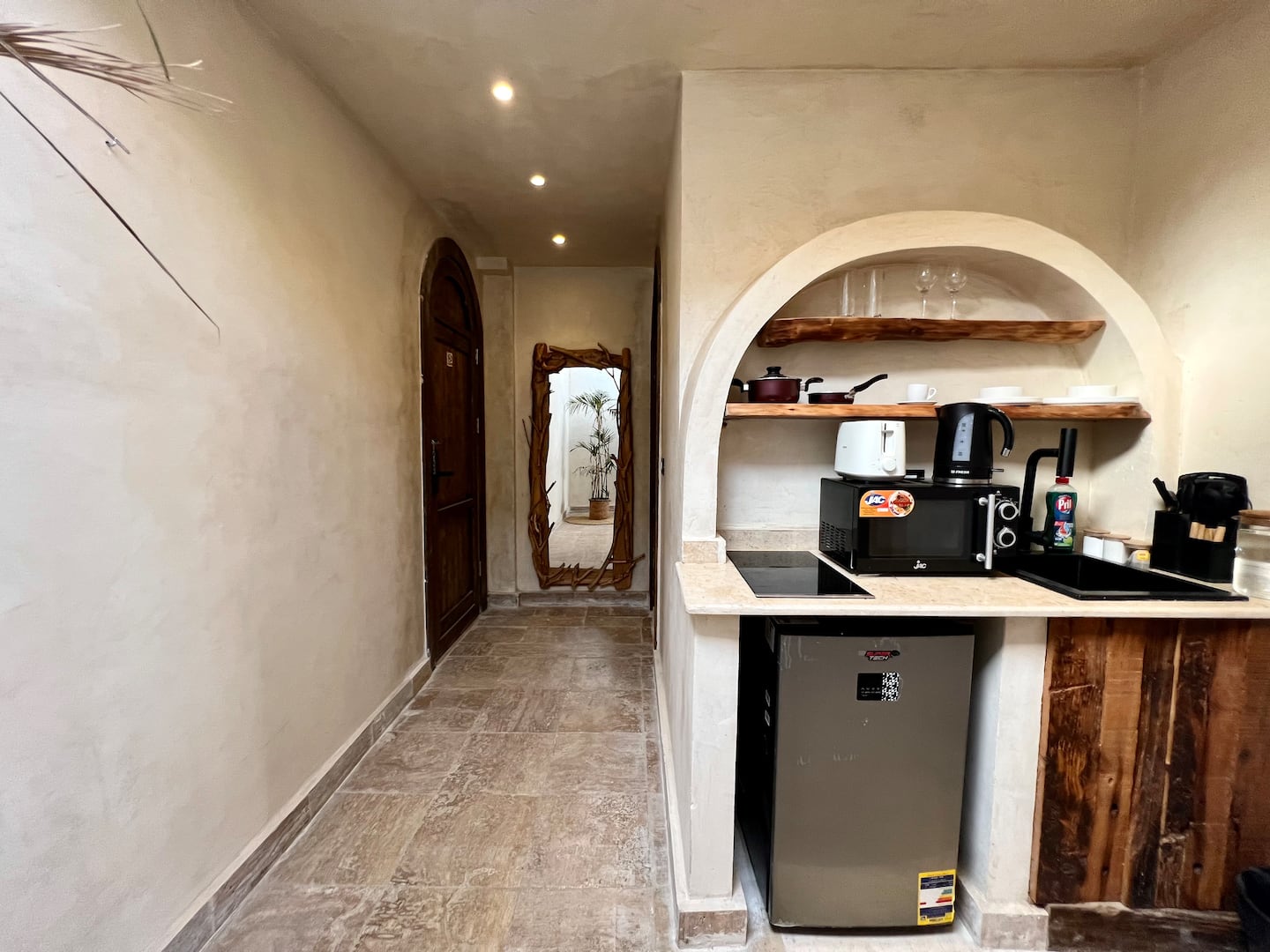 Suspiroo | Skylight + Private Jacuzzi Terrace — Studio in Giza, Egypt — photo 11
