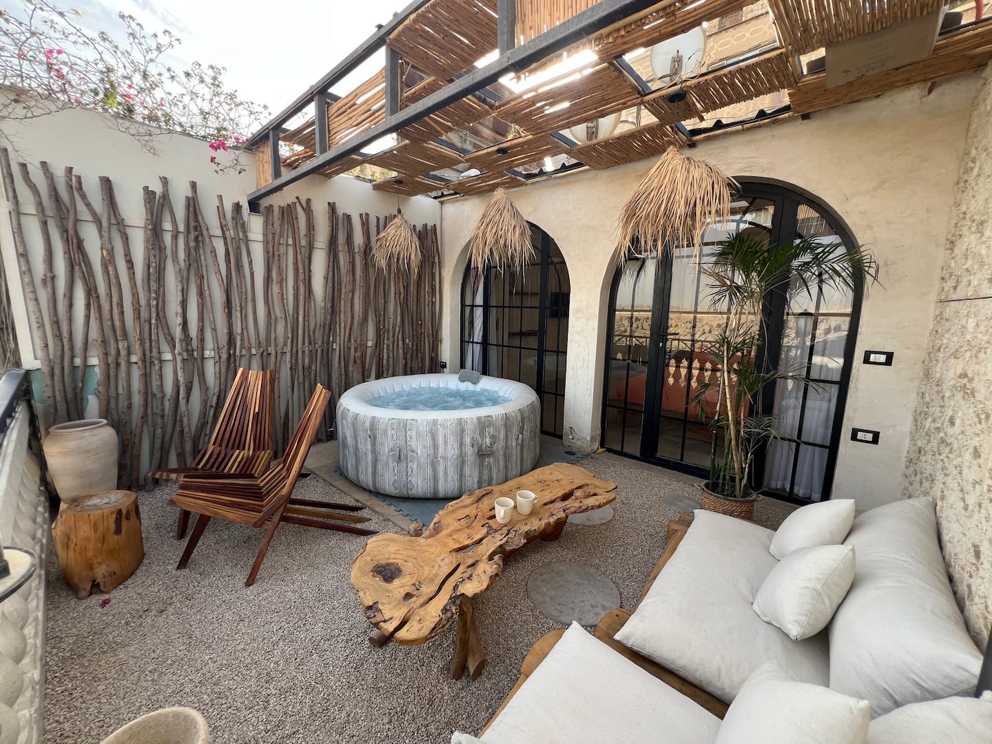 Suspiroo | Skylight + Private Jacuzzi Terrace — Studio in Giza, Egypt — photo 18