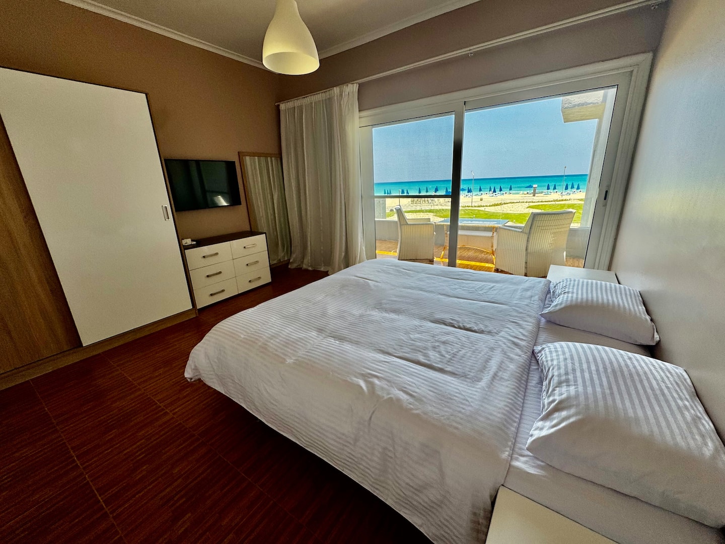 Lovely 3BR beach-front house LaVista Cascada — Apartment in La Vista Cascada, Sidi Abdel Rahman, North Coast, Egypt — photo 18