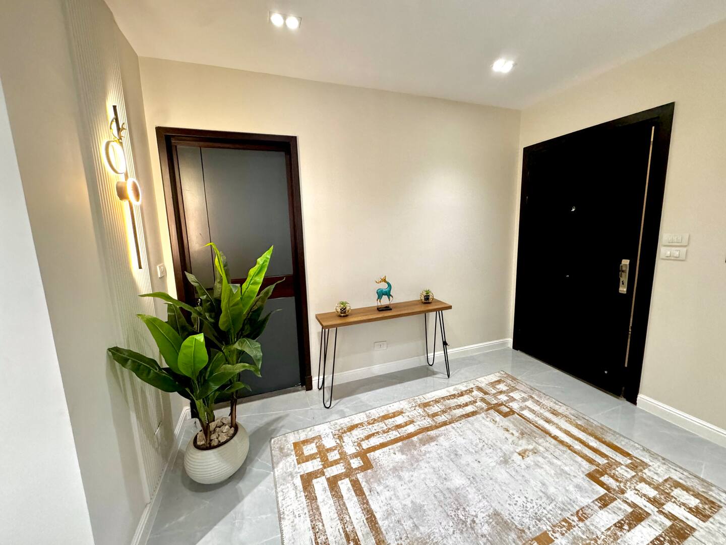 Pure Luxury Awaits-> in our Spacious 2BR Oasis — Apartment in Madinaty, New Cairo, Egypt — photo 5