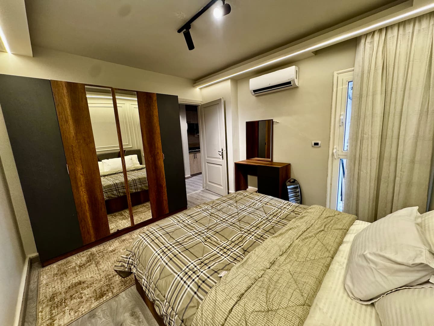 Comfy Luxury One-Br@Madinaty — Apartment in Madinaty, New Cairo, Egypt — photo 11